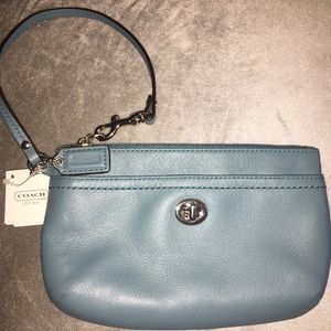 COACH Campbell Leather Medium Wristlet